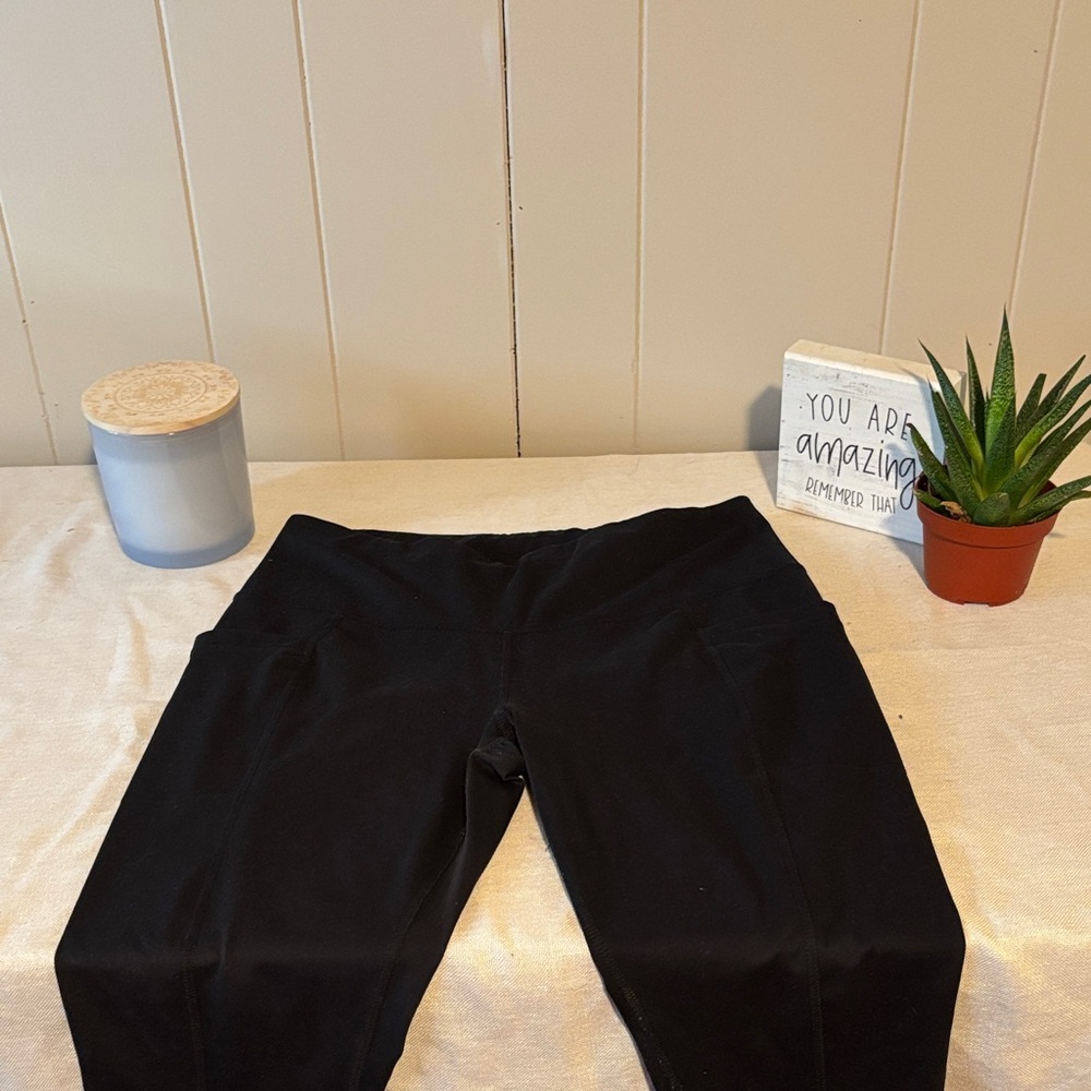 Apana Black High-Waist Leggings